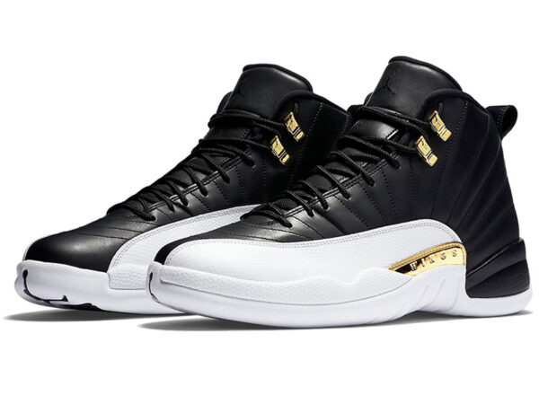 Nike Air Jordan 12 черно-белые с золотым (40-46)